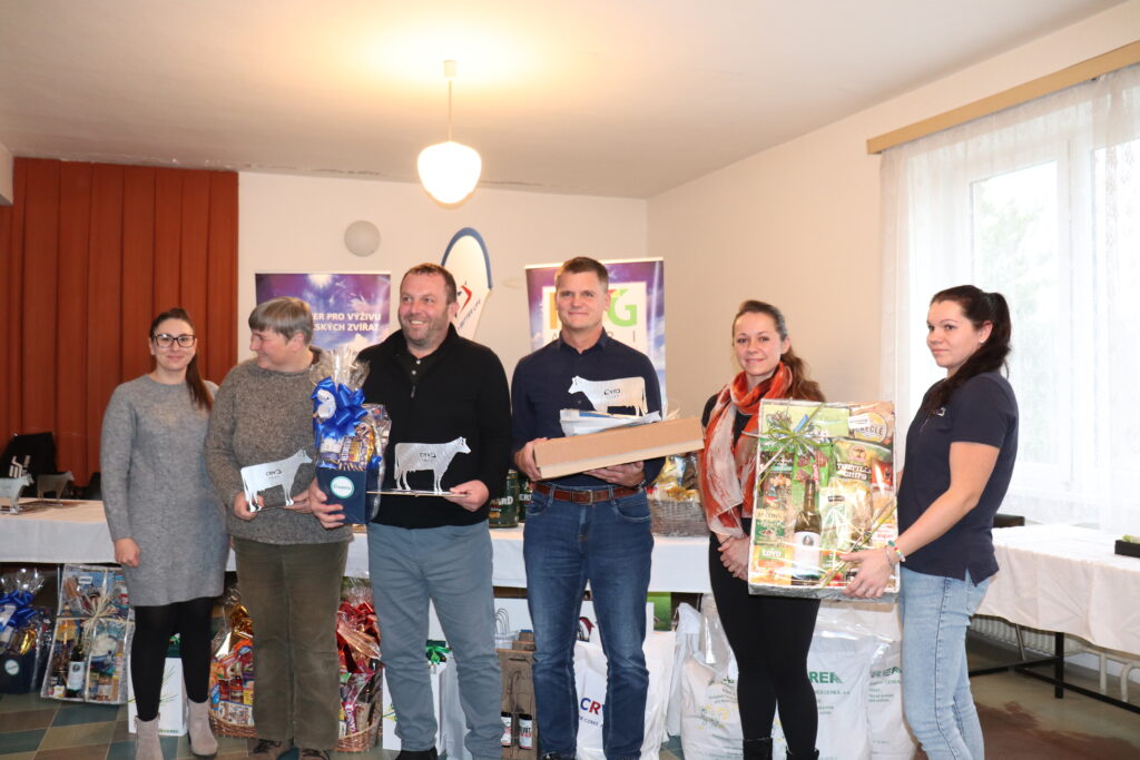 Ocenění chovatelé v kategorii celoživotní užitkovosti plemene české strakaté